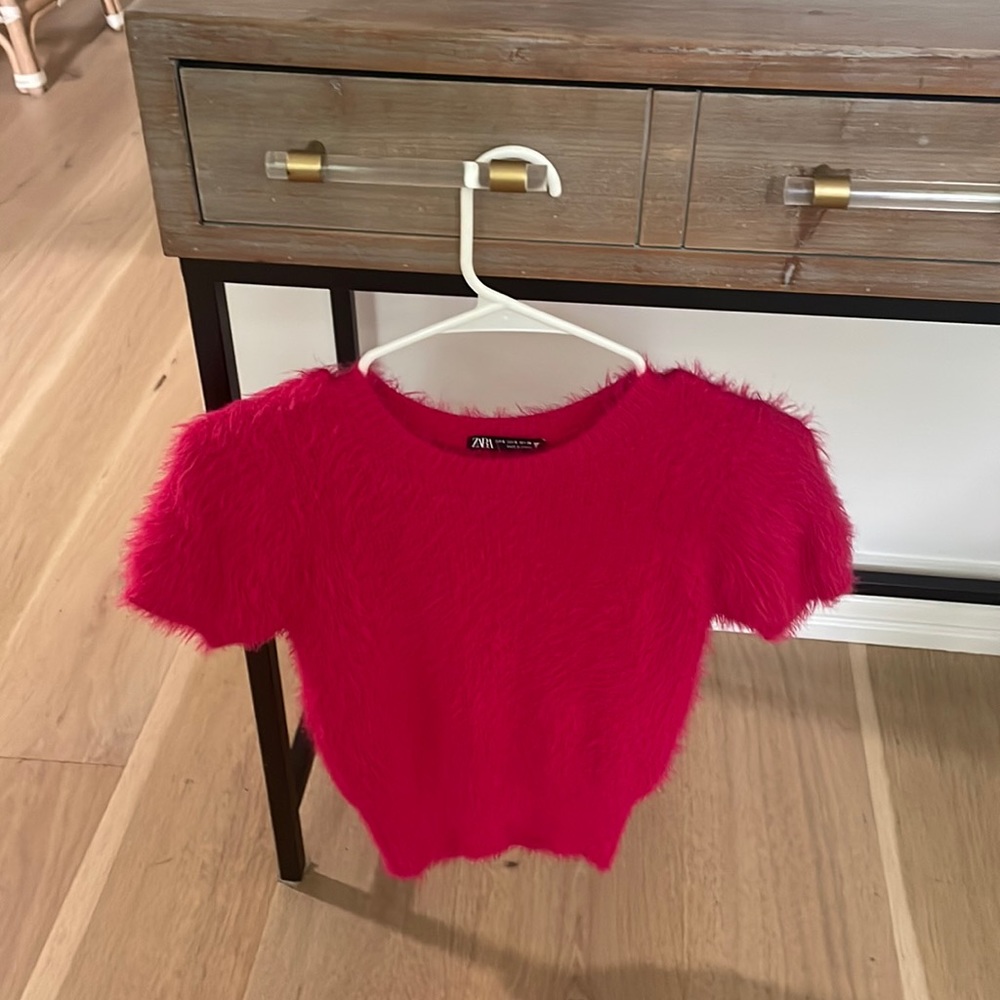 Barbie pink sweater